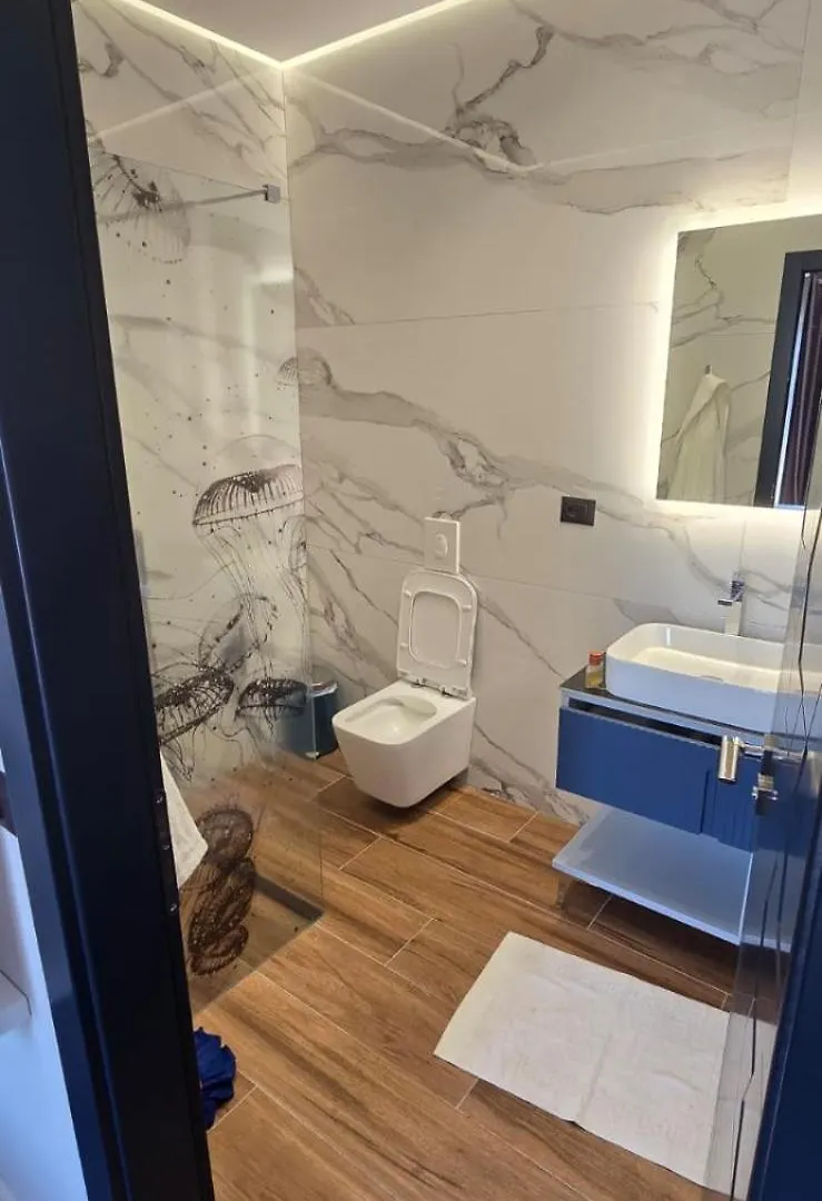 Safari Apartments Sarandë 0*,
